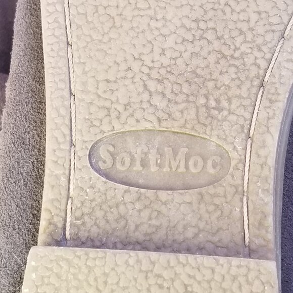 Soft Moc Women's Boots Gray Suede Pull On Boots Size 7 - Picture 9 of 9